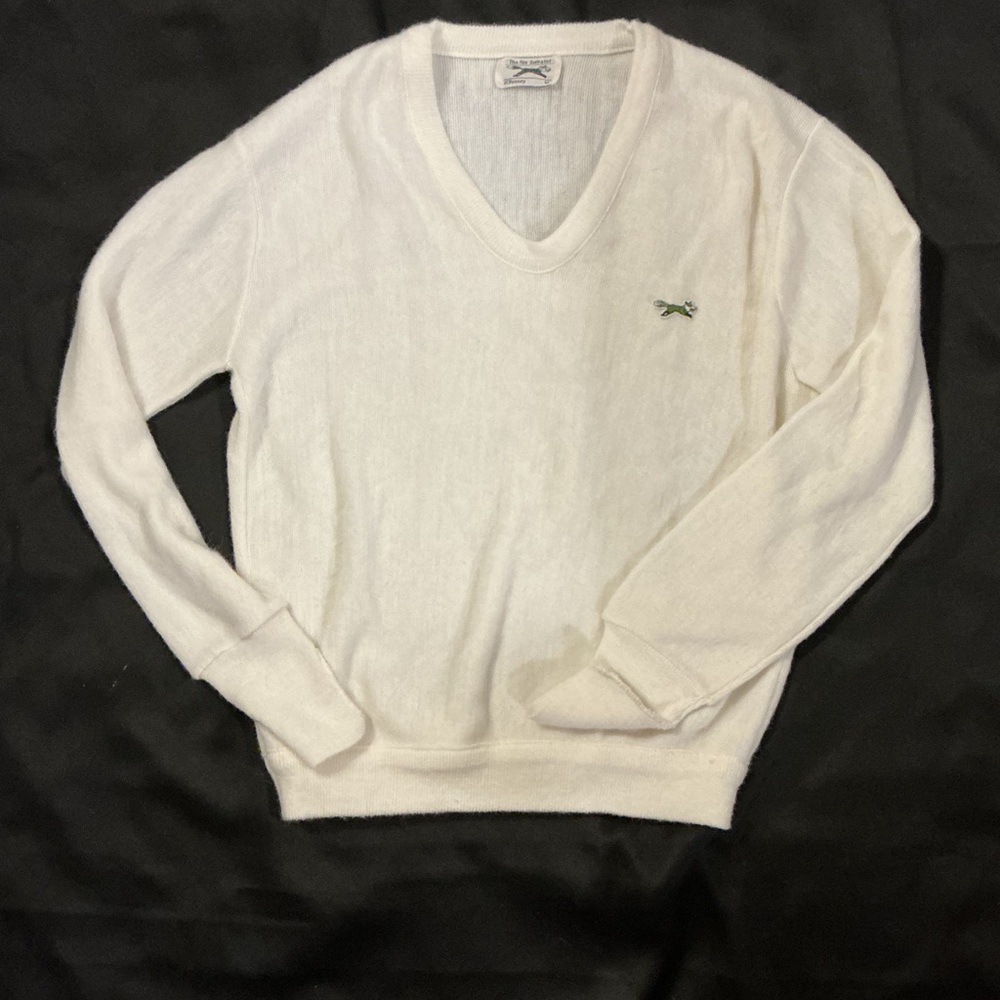 JC Penney The Fox Sweater Cream White V-Neck Size M Winter Fashion Women